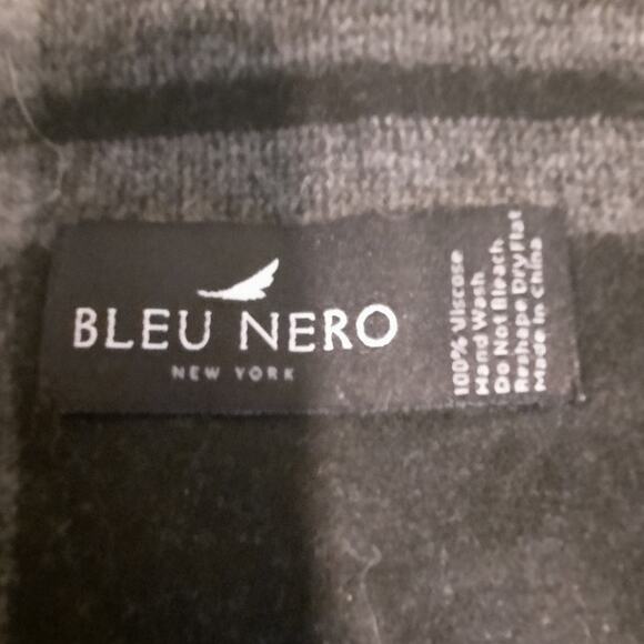 Bleu Nero New York Gray Plaid Viscose Scarf Cozycore Minimalist Winter Quietlux - Picture 2 of 8